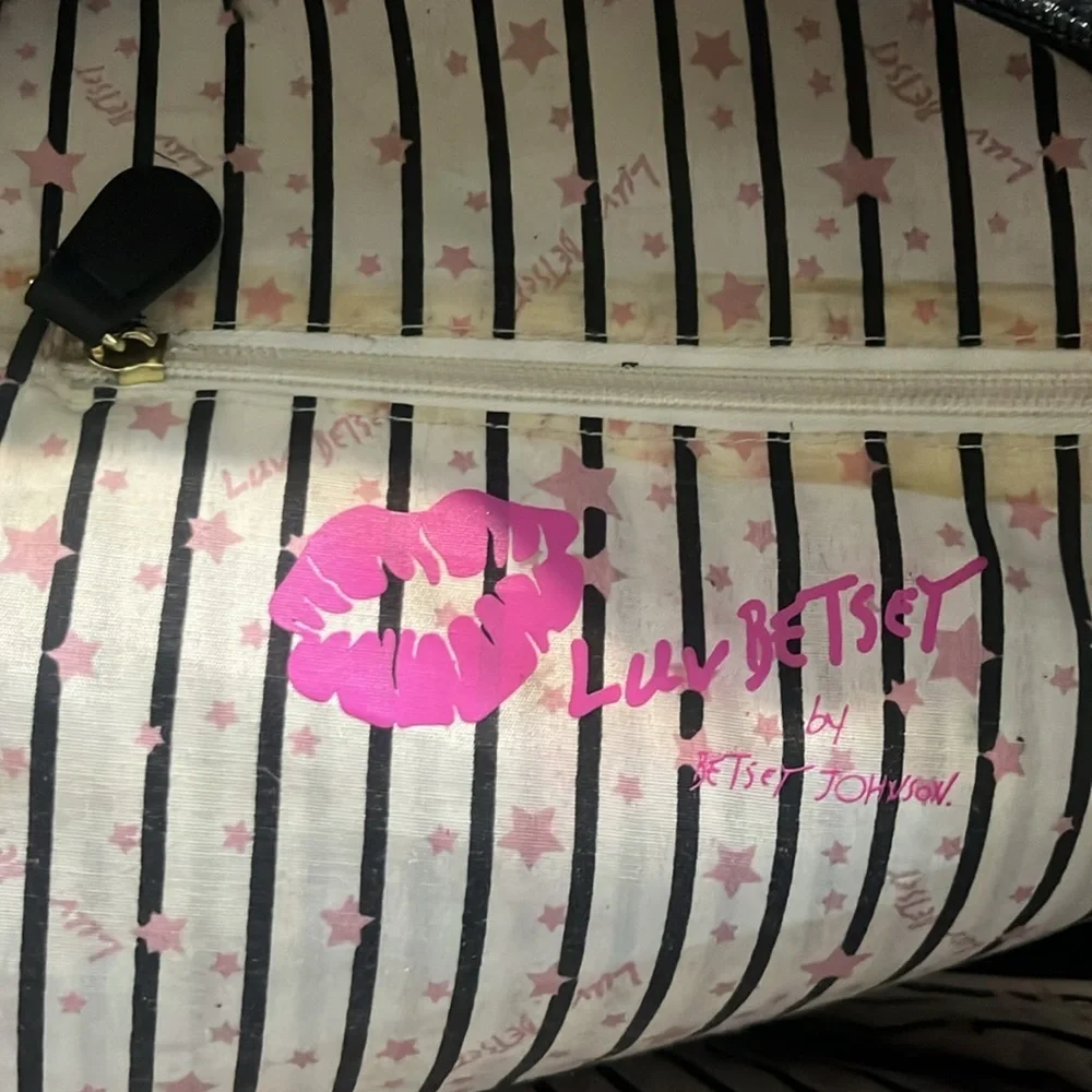 Betsey Johnson Standard Size Back Pack Beautiful! Great pockets!